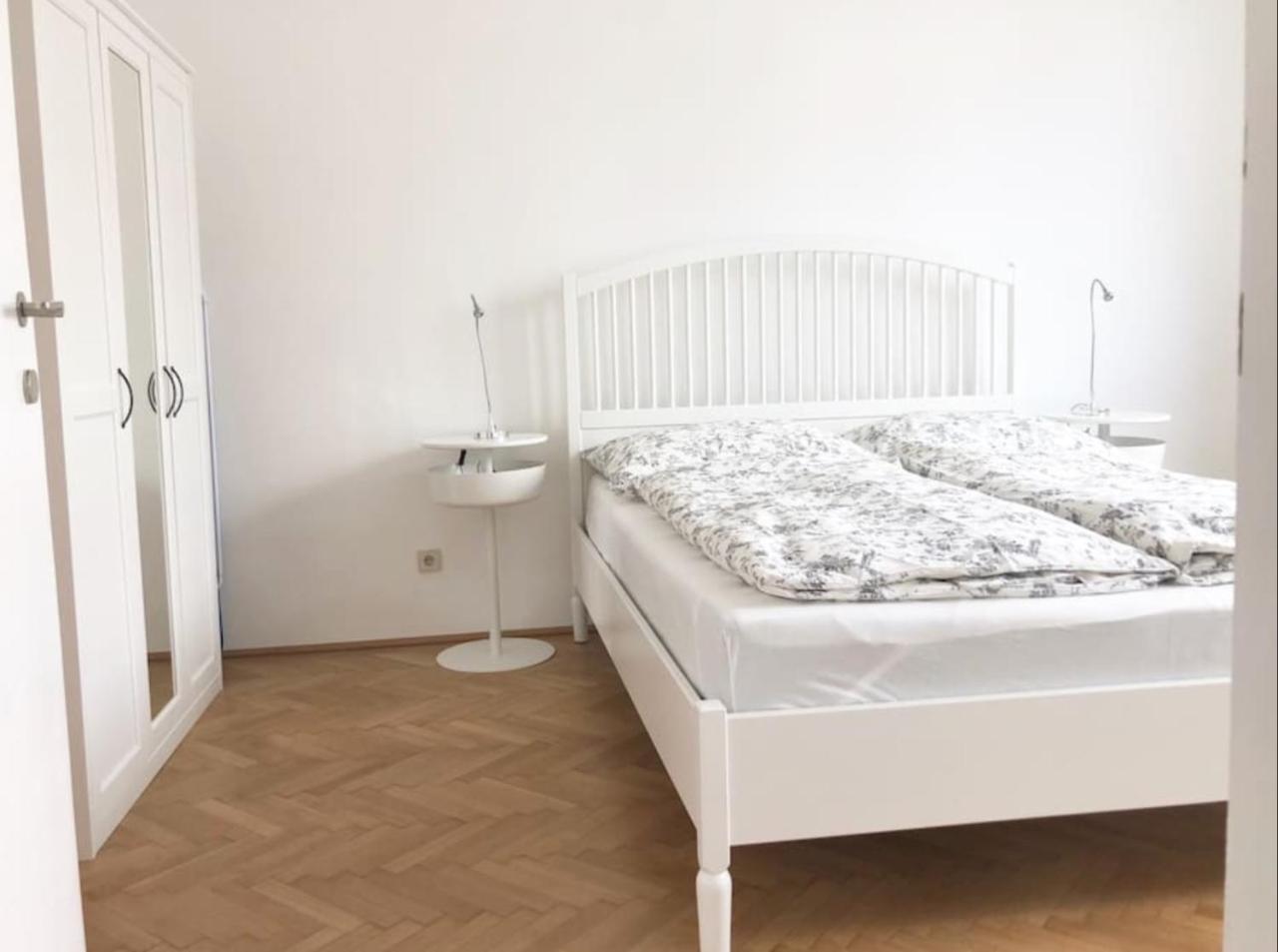 Bright, Lovely And Quiet Apartment At The Heart Of Vienna, Nachmarkt, City Center Экстерьер фото
